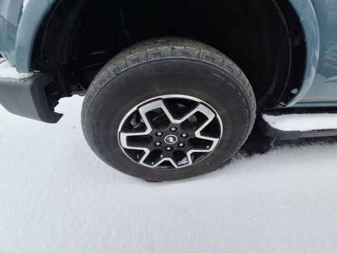 Used 2022 Ford Bronco Outer Banks image 9