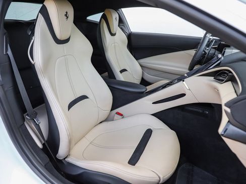 Certified 2023 Ferrari Roma RWD image 14