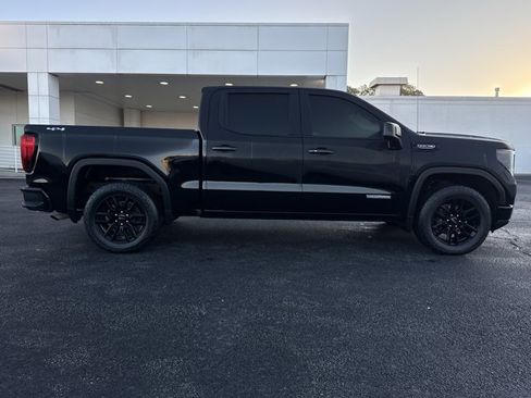 Used 2025 GMC Sierra 1500 Elevation w/ LPO, Elevation Black Package image 2