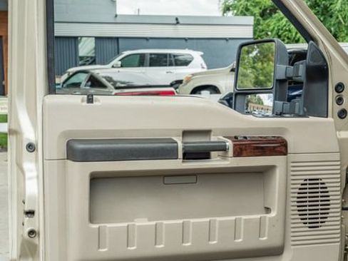 Used 2008 Ford F250 Lariat RWD image 17