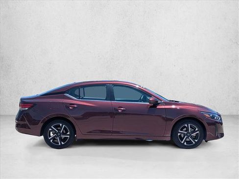 Used 2024 Nissan Sentra SV FWD image 4