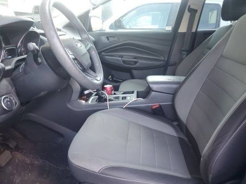 Used 2017 Ford Escape S FWD image 6