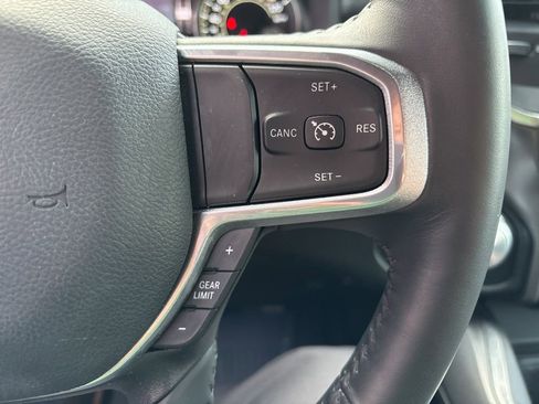 Used 2023 RAM 1500 Laramie image 39