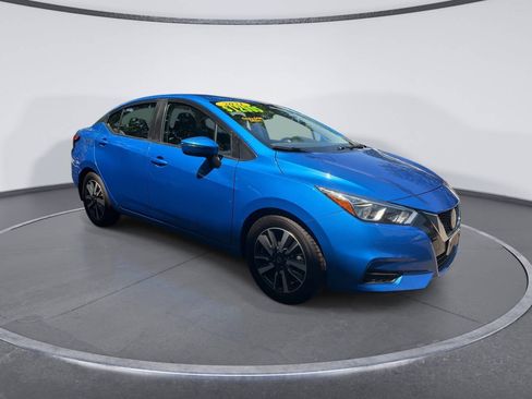 Used 2021 Nissan Versa SV FWD image 5