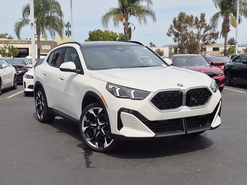 New 2026 BMW X2 xDrive28i w/ Convenience Package AWD/4WD image 2