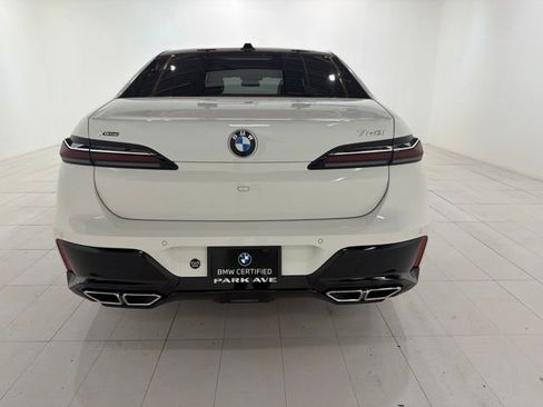Certified 2023 BMW 760i xDrive w/ Parking Assistance Package AWD/4WD image 3