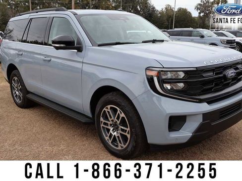 New 2026 Ford Expedition Active image 5