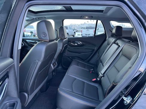 Used 2024 GMC Terrain AT4 w/ Infotainment Package II image 16