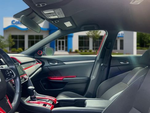 Used 2019 Honda Civic Sport image 12