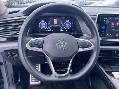 Used 2024 Volkswagen Atlas Peak Edition SEL AWD/4WD image 14