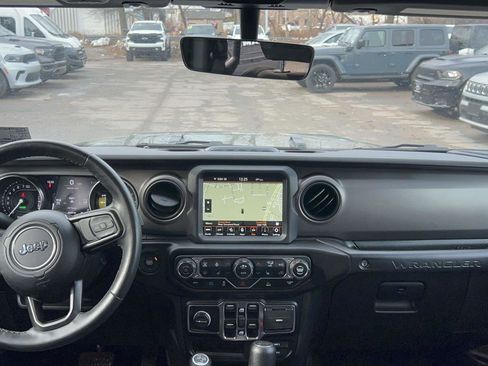 Used 2023 Jeep Wrangler Unlimited w/ Cold Weather Group image 28