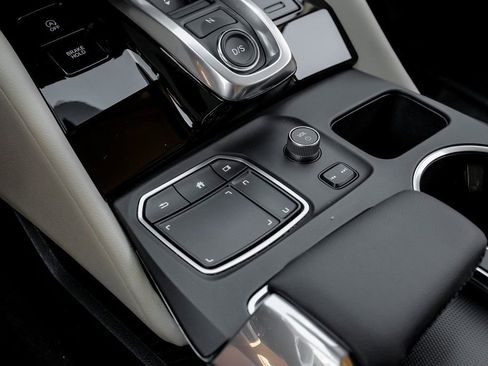 Used 2023 Acura MDX FWD image 26