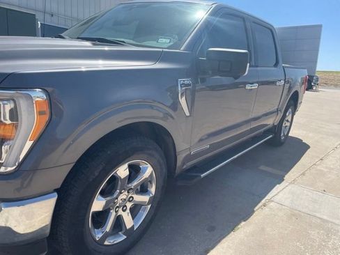 Used 2021 Ford F150 XLT w/ Equipment Group 302A High RWD image 2