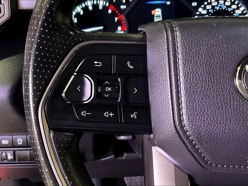 Used 2025 Toyota Tundra SR5 AWD/4WD image 13