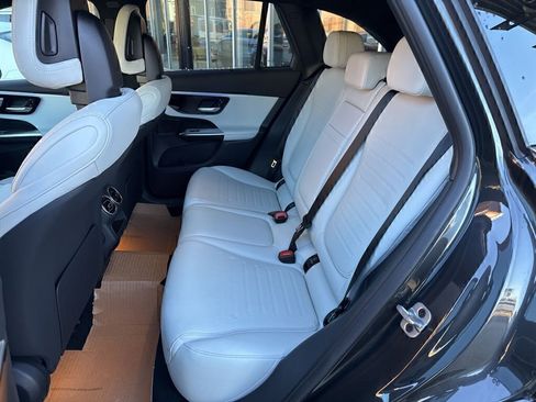 New 2026 Mercedes-Benz GLC 300 4MATIC image 16