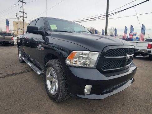 Used 2018 RAM 1500 Express w/ Express Value Package image 7