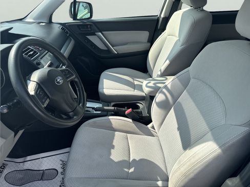 Used 2016 Subaru Forester 2.5i Premium w/ All-Weather Package AWD/4WD image 12