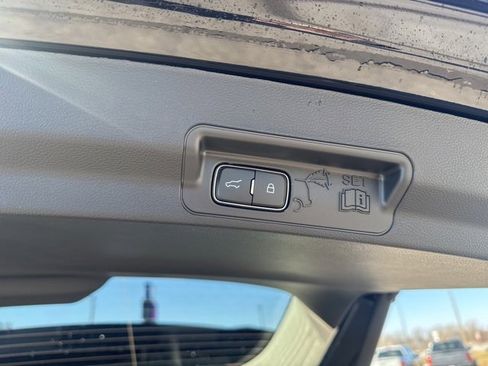 New 2026 Ford Explorer Active image 13