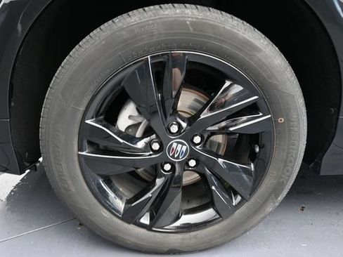 Used 2025 Buick Encore GX Sport Touring w/ Comfort Package AWD/4WD image 21