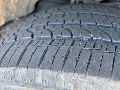 Used 2019 Ford F150 Lariat AWD/4WD image 7