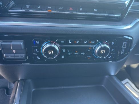 New 2026 GMC Sierra 2500 SLT w/ SLT Convenience Package image 12