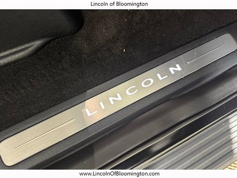Used 2022 Lincoln Navigator Reserve image 17