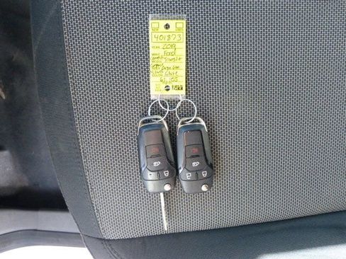 Used 2019 Ford Transit Connect XL image 37