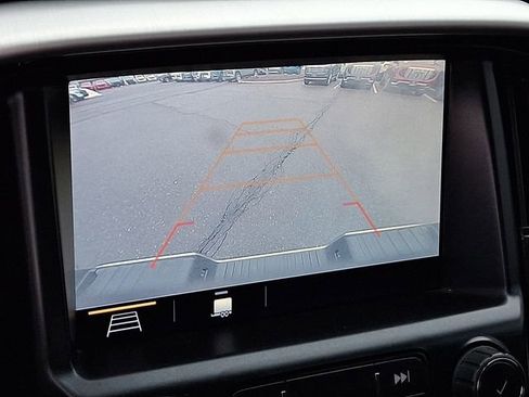 Used 2019 GMC Canyon SLE w/ SLE Convenience Package image 21