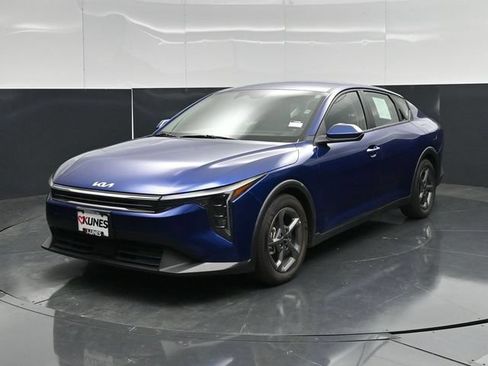 Used 2025 Kia K4 FWD image 7