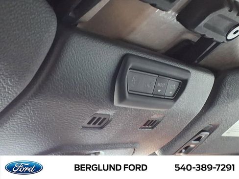 Used 2021 Jeep Gladiator Overland image 25