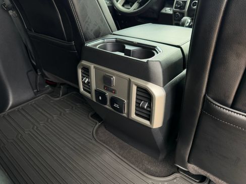 Used 2020 Ford F150 Lariat w/ Equipment Group 502A Luxury AWD/4WD image 28
