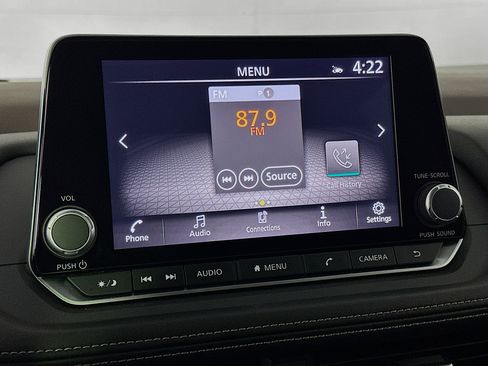 Used 2023 Nissan Rogue SV image 21