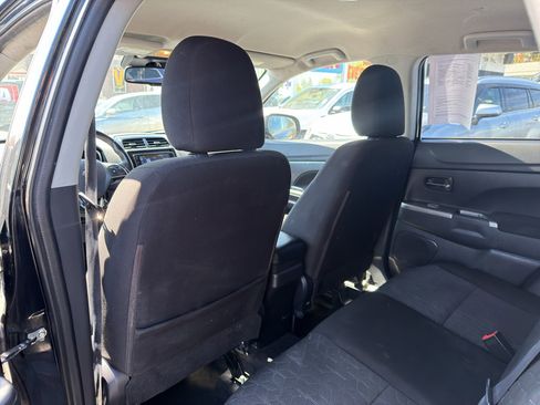 Used 2020 Mitsubishi Outlander Sport ES AWD/4WD image 15
