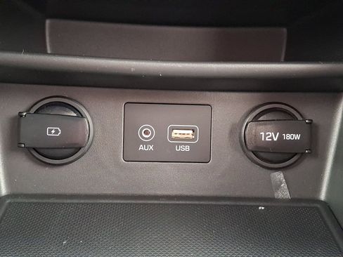 Used 2019 Hyundai Kona SE image 22