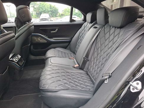 Certified 2023 Mercedes-Benz S 580 4MATIC Sedan image 8