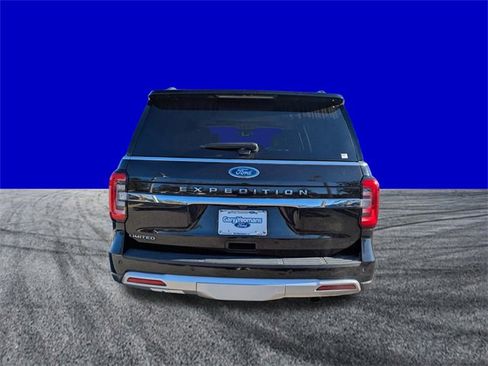 Certified 2024 Ford Expedition Limited image 5