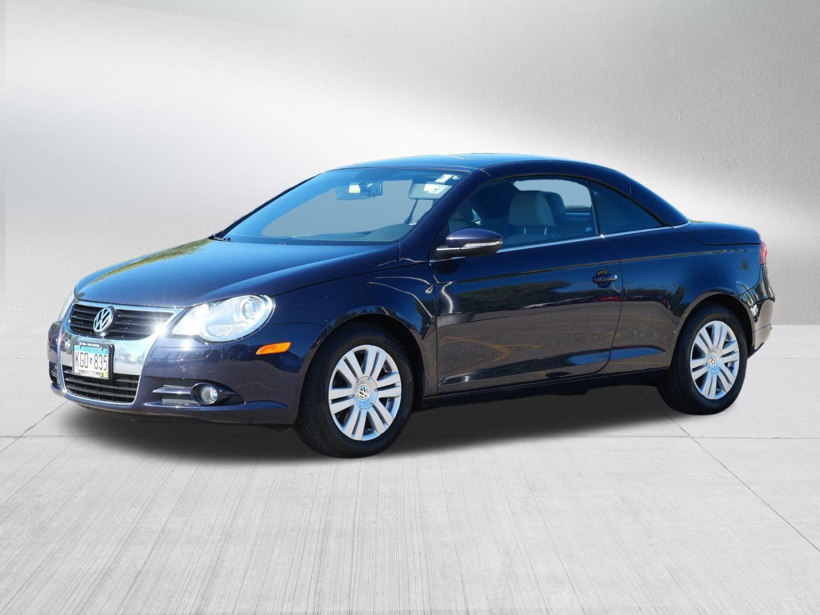 Used 2010 Volkswagen Eos Komfort FWD image 2