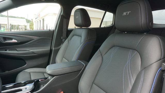 New 2026 Buick Envista Sport Touring w/ Convenience I Package FWD image 8
