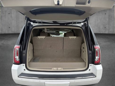 Used 2017 GMC Yukon Denali w/ Open Road Package RWD image 13
