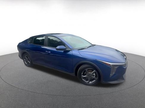 Used 2026 Kia K4 FWD image 2