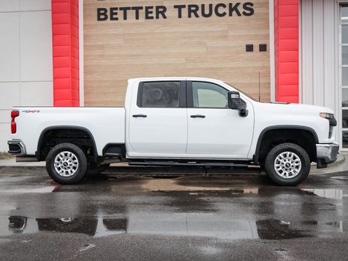 Used 2023 Chevrolet Silverado 2500 W/T w/ WT Fleet Convenience Package AWD/4WD image 2