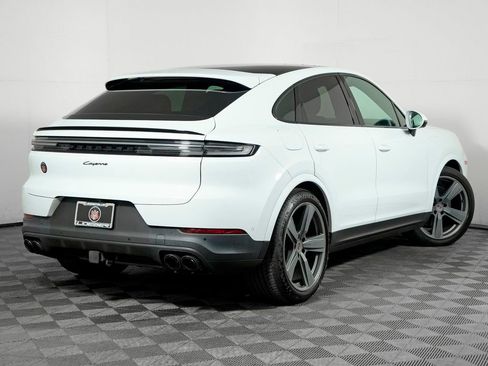 Certified 2024 Porsche Cayenne Coupe image 7