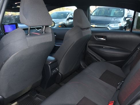 Certified 2025 Toyota Corolla SE image 15