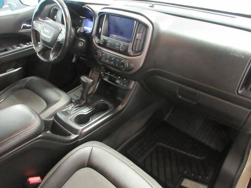 Used 2021 GMC Canyon AT4 image 18