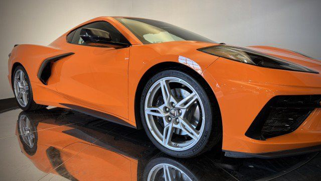 Used 2024 Chevrolet Corvette Stingray Premium Cpe w/ Z51 Performance Package RWD image 15