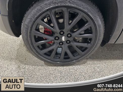 Used 2021 Cadillac XT4 Sport image 18