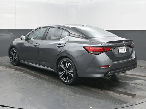 Used 2022 Nissan Sentra SR w/ Trunk Package image 8