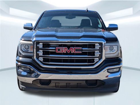 Used 2017 GMC Sierra 1500 SLT w/ SLT Premium Package image 2