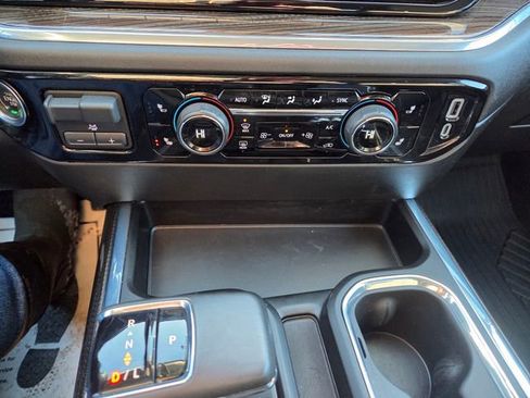 Used 2024 Chevrolet Silverado 1500 RST image 23