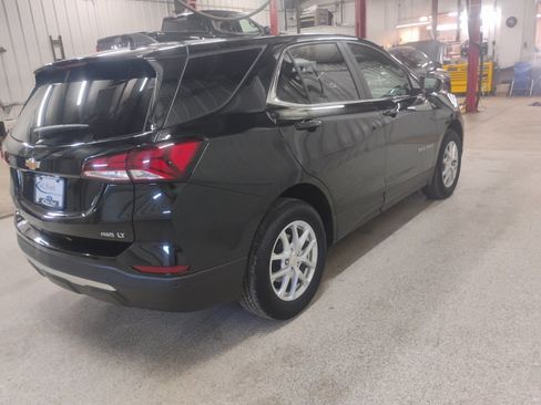 Used 2024 Chevrolet Equinox LT image 23